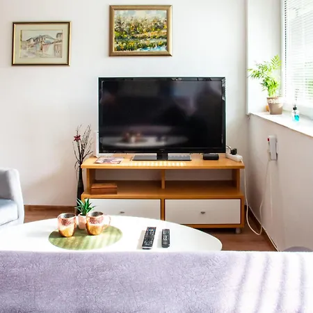 Apartment Dalmatinska Cheyf Retreat